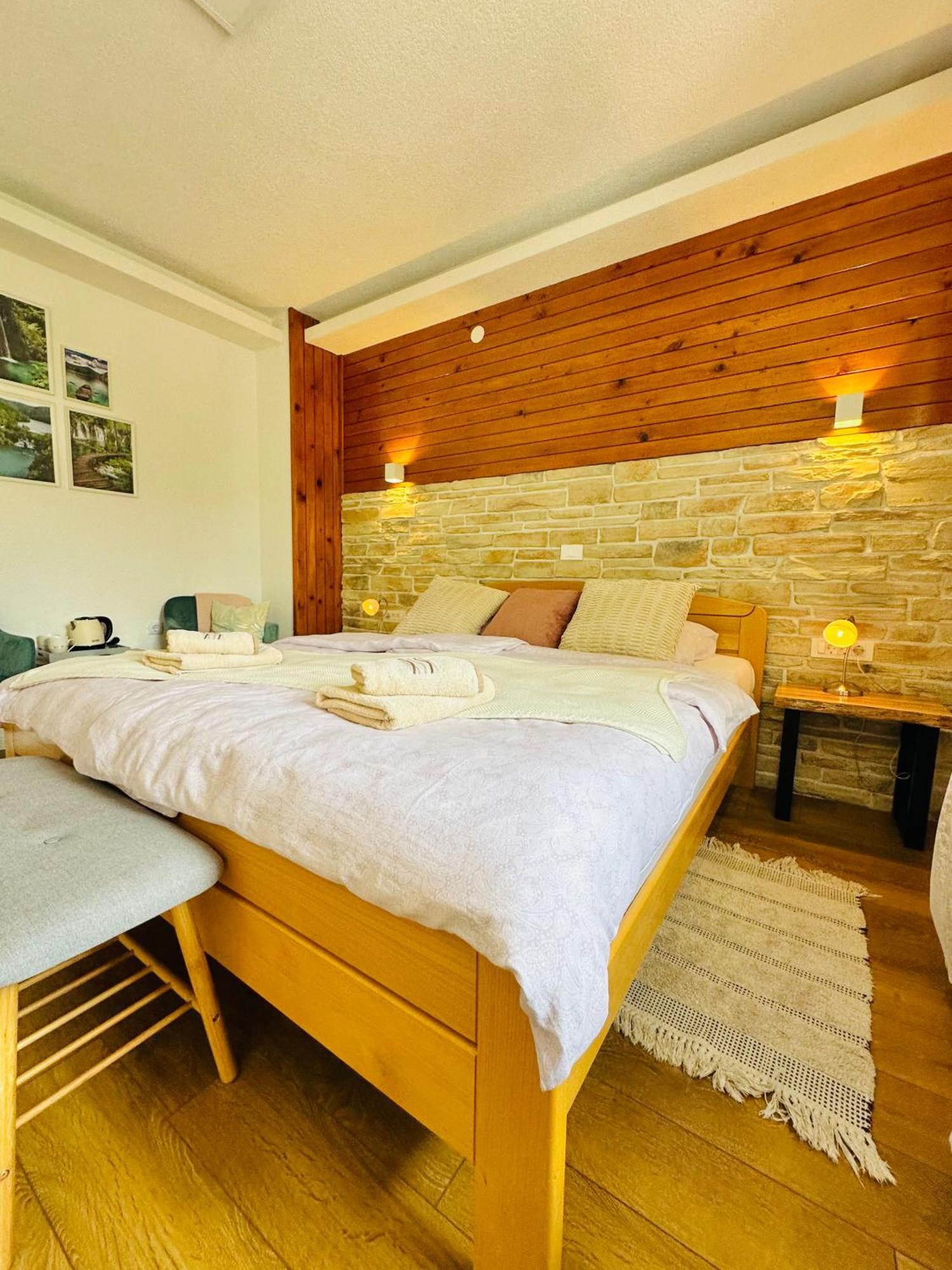 B&B Villa Plitvica Плітвіца-село Екстер'єр фото
